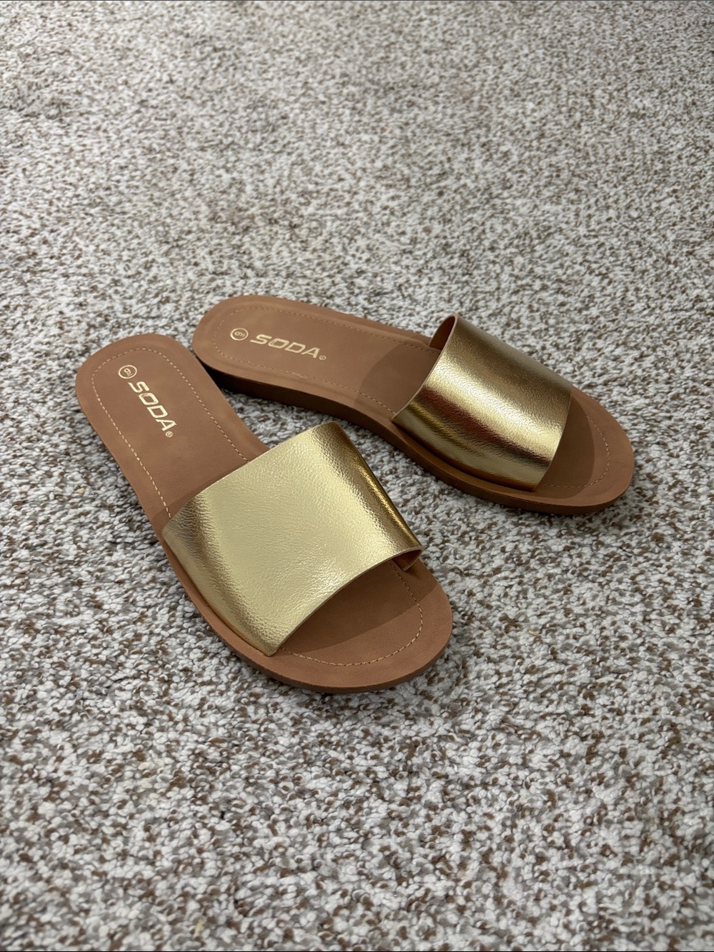 Never worn womens slid on sandals size 9